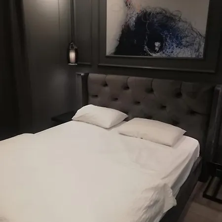 Sunset Suites